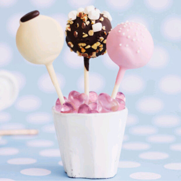 Selbstgemachte Marshmallow-Pops (Rezepte auf Google)