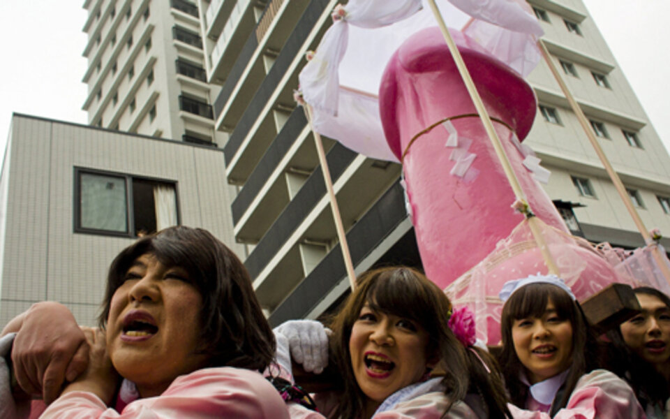 Japan feiert irres Penis-Fest