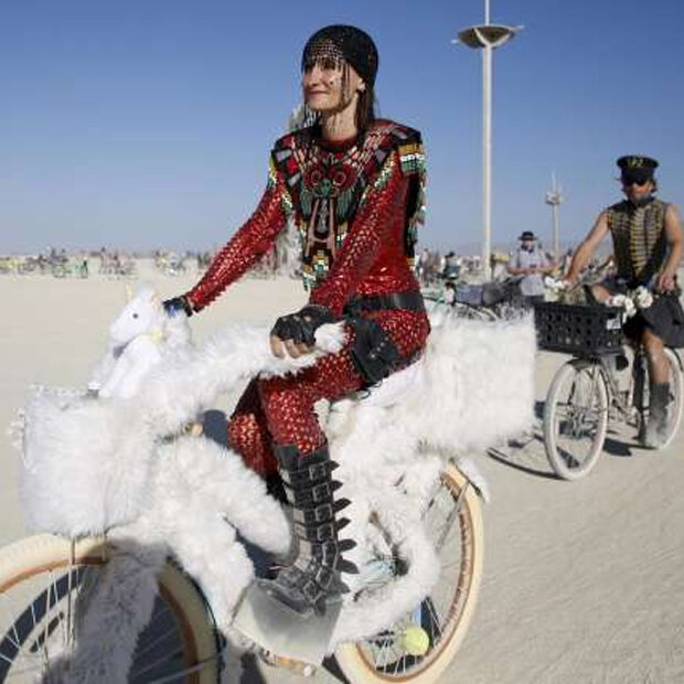 70.000 Menschen feiern beim Burning Man-Festival in der Wüste von Nevada