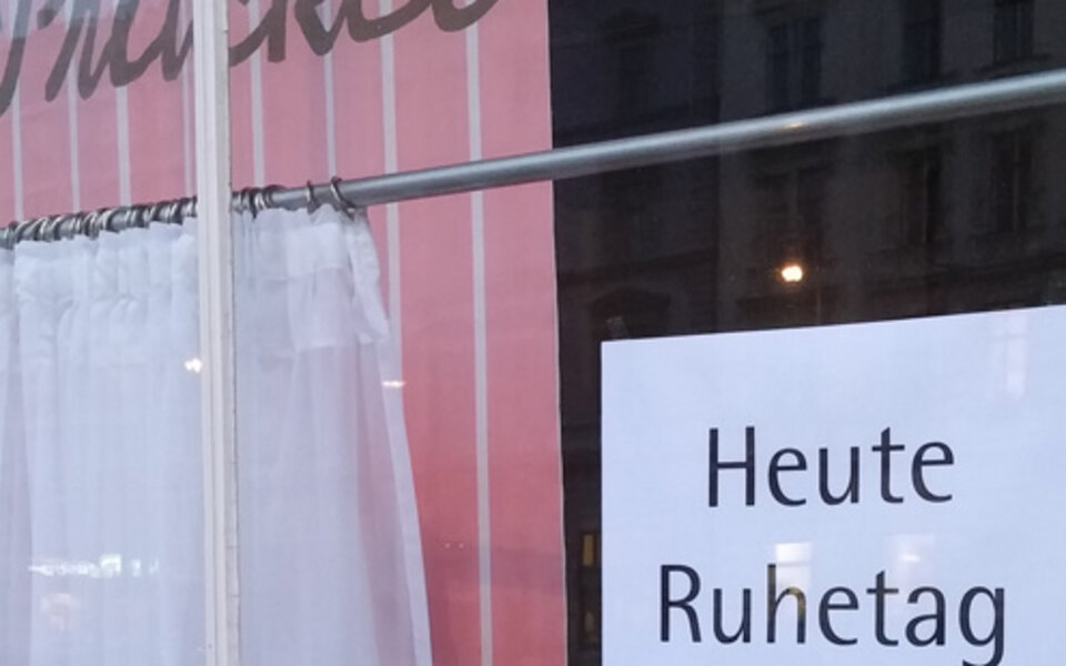 Cafe Prückel: Ruhetag wegen Lesben-Demo