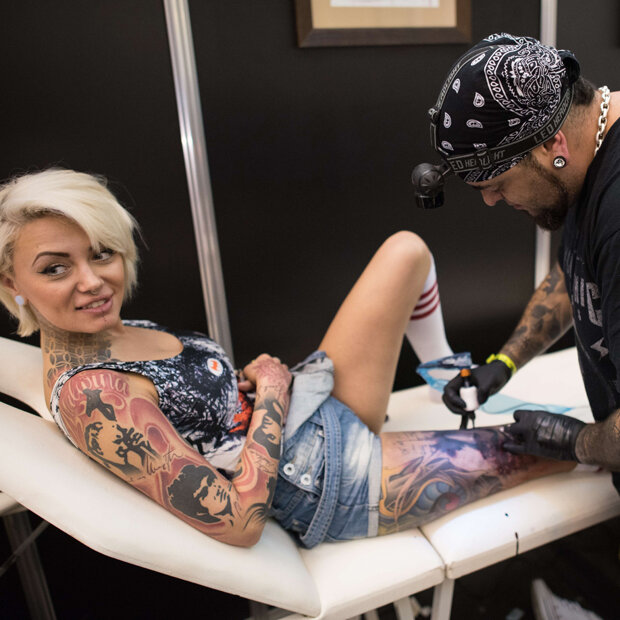In London findet derzeit eine der größten Tattoo-Messen der Welt statt
